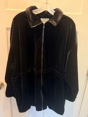 Venezia Vitale Black Velour Zip Front Jacket Plus Size 1X